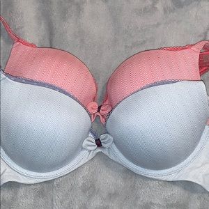 2 TOMMY HILFIGER PUSH UP BRAS